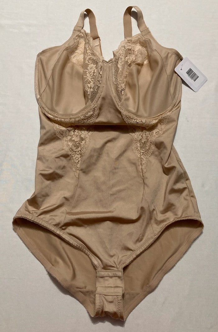 MAIDENFORM Ultra Firm Body Shaper With Built-in Underwire Bra NUDE 40DD