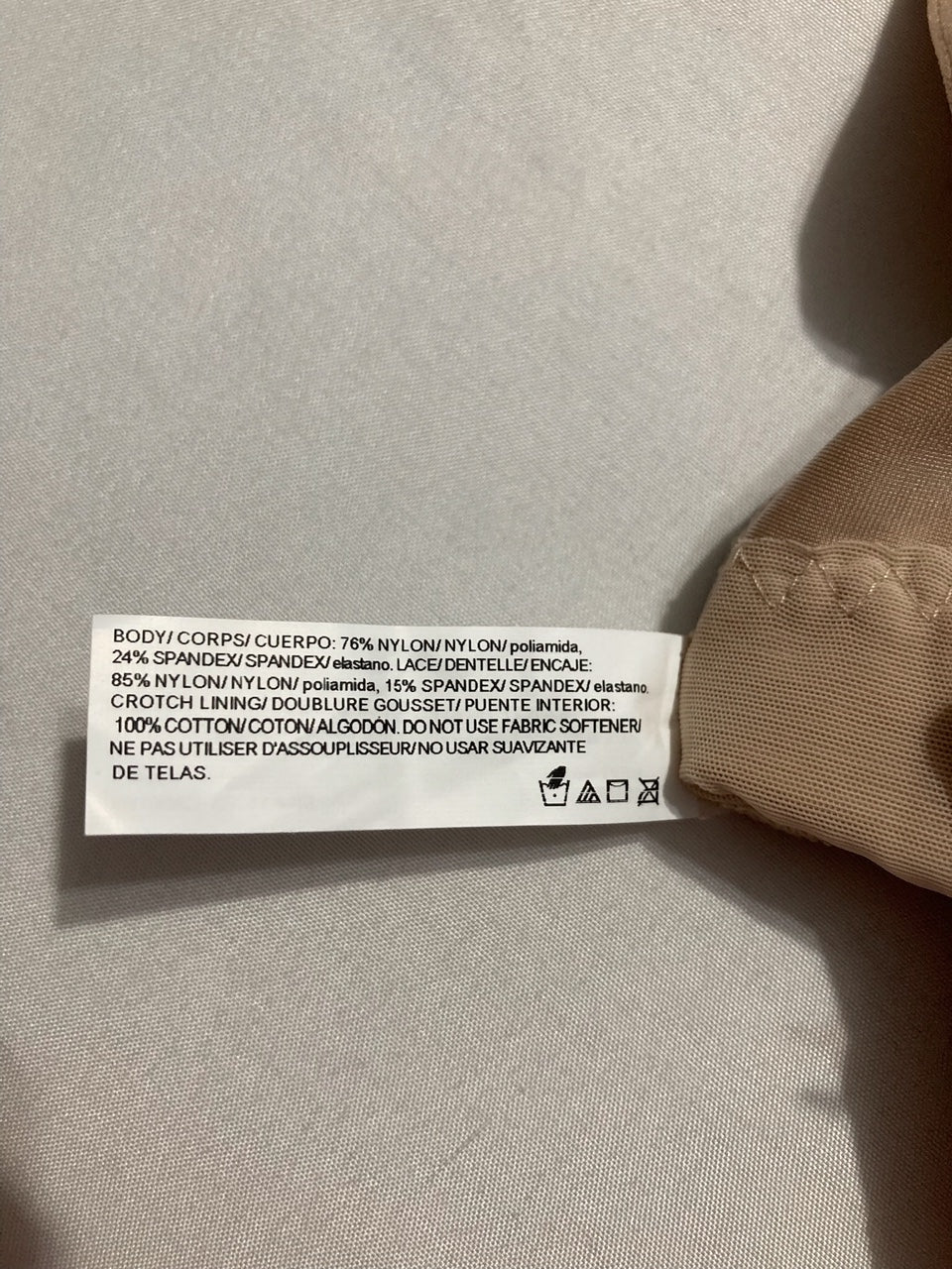 MAIDENFORM Ultra Firm Body Shaper With Built-in Underwire Bra NUDE 40DD