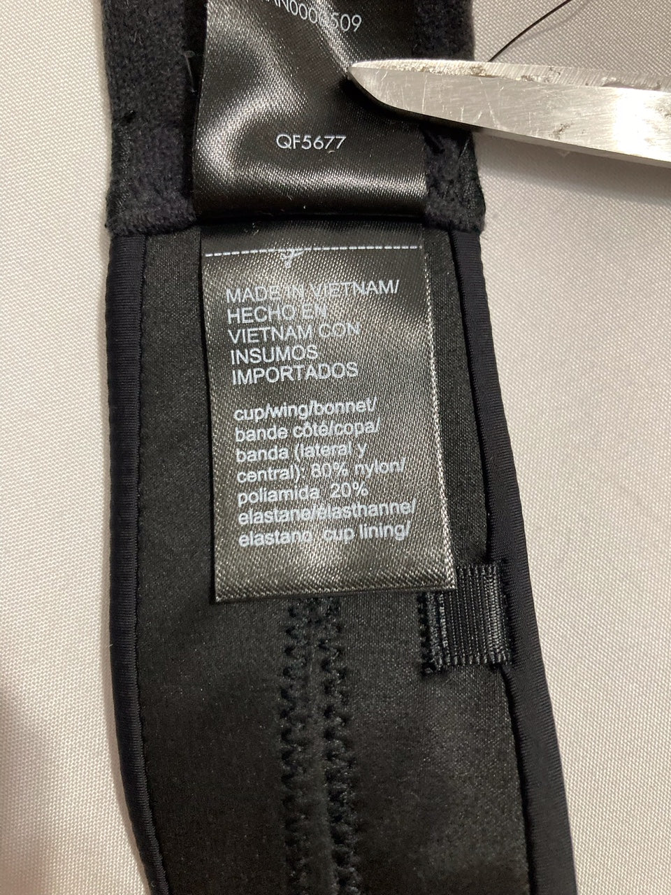 CALVIN KLEIN Perfectly Fit Strapless Convertible Push-Up Bra BLACK 34A