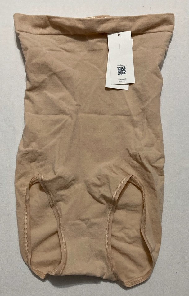 SPANX Everyday Seamless Shaping High-Waisted Brief NUDE M