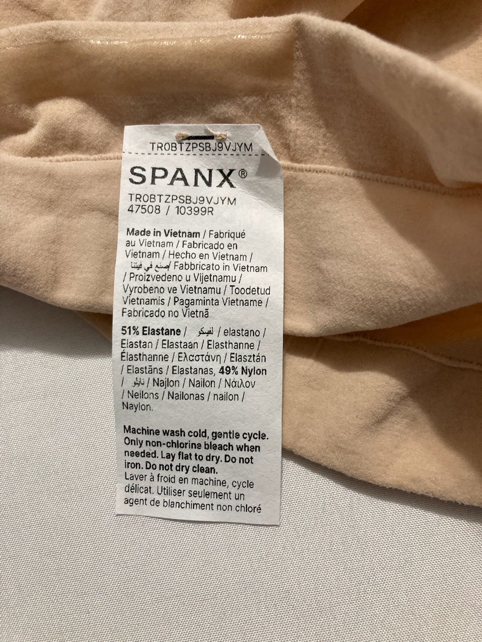 SPANX Everyday Seamless Shaping High-Waisted Brief NUDE M