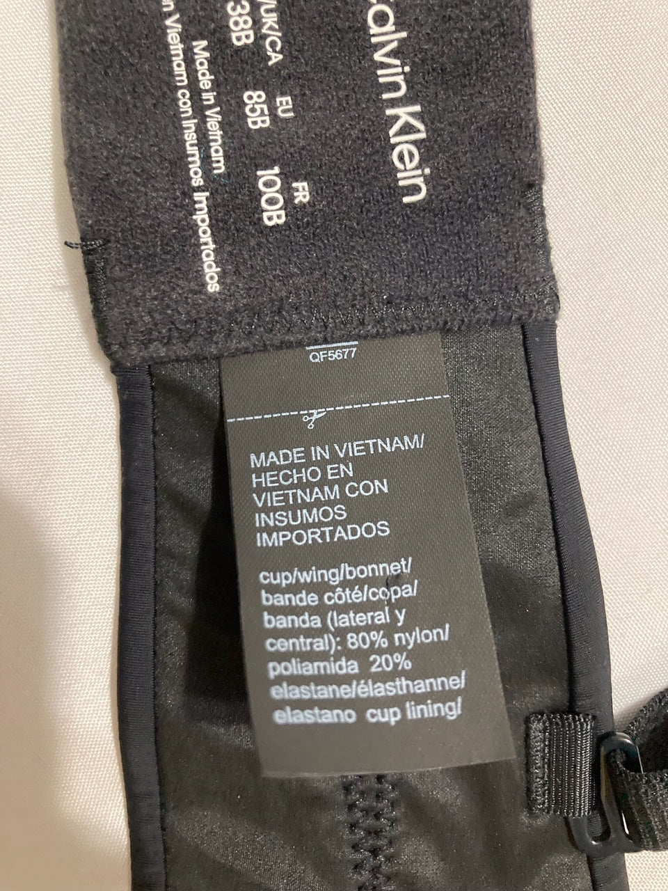 CALVIN KLEIN Perfectly Fit Strapless Convertible Push-Up Bra BLACK 38B