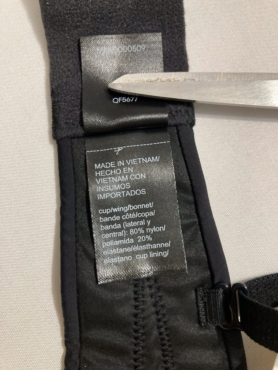 CALVIN KLEIN Perfectly Fit Strapless Convertible Push-Up Bra BLACK 36A